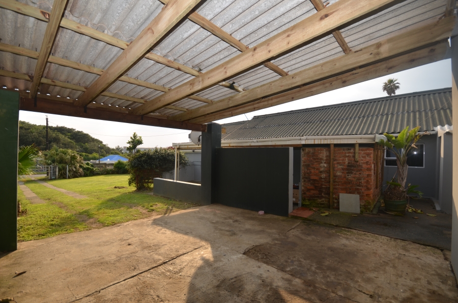 3 Bedroom Property for Sale in Gonubie Eastern Cape